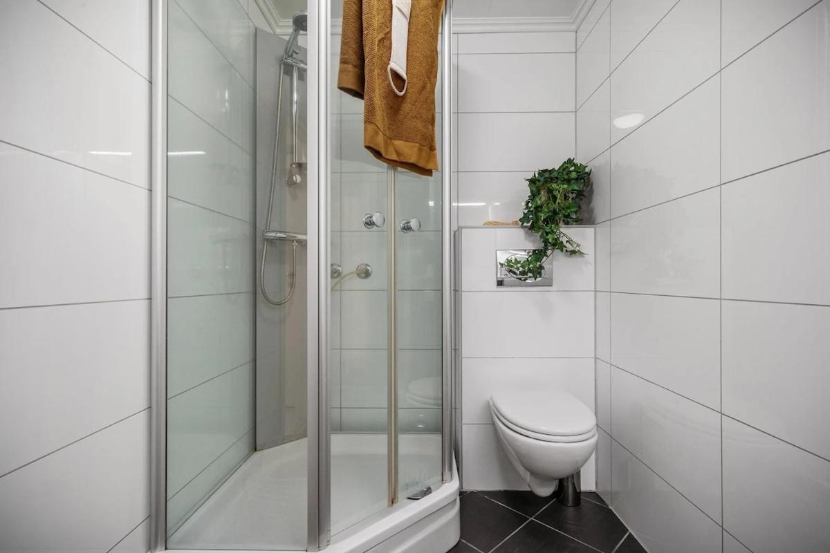 Apartamento Modern Apartment In Bergen City Center - 5 Bedrooms - 1 Minute To Bryggen